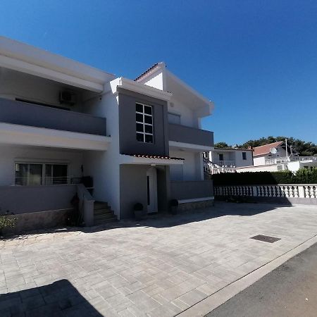 Apartman Mia 2 Bibinje Бибинье Экстерьер фото