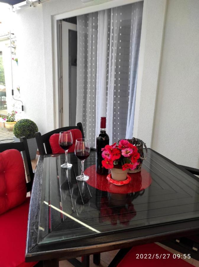 Apartman Mia 2 Bibinje Бибинье Экстерьер фото