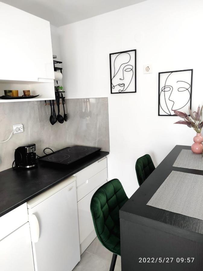Apartman Mia 2 Bibinje Бибинье Экстерьер фото