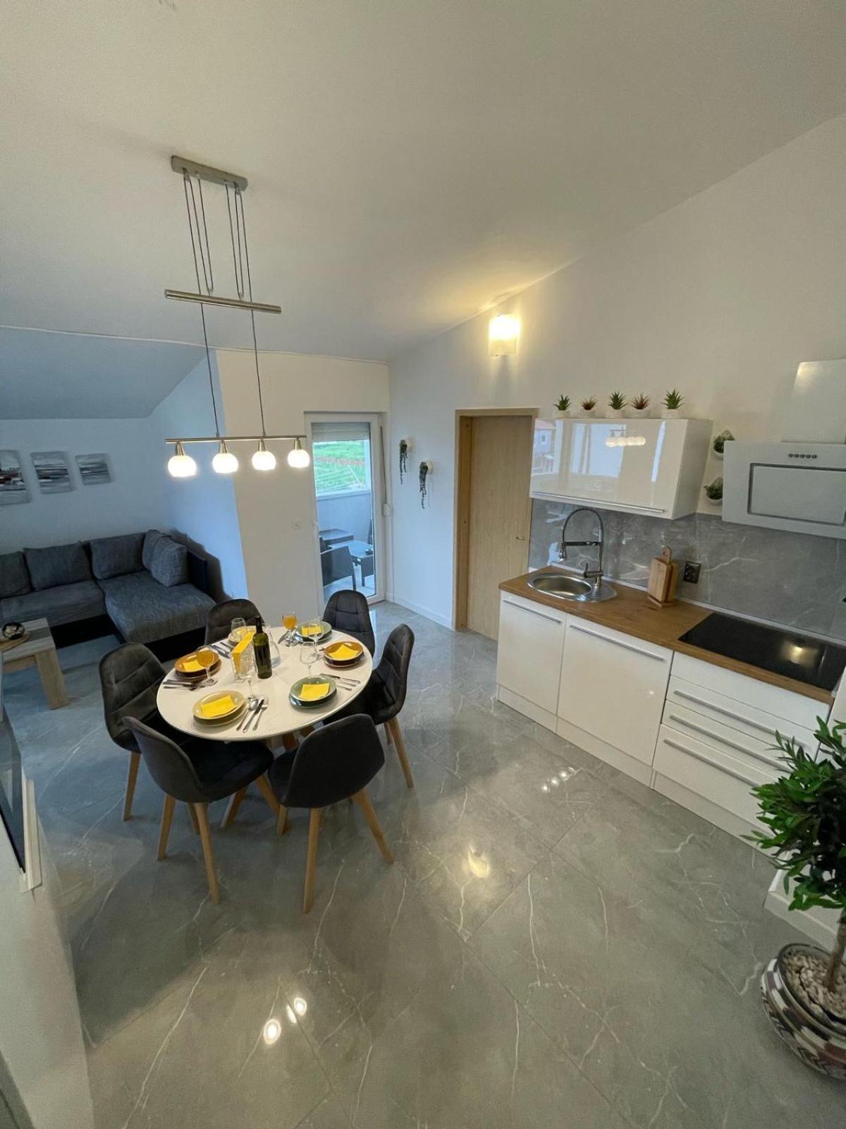 Apartman Mia 2 Bibinje Бибинье Экстерьер фото